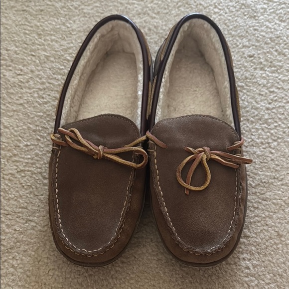 L.L. Bean Wicked Good Slippers Moccasins Brown Suede Loafers -New w/o Box Size:9 - Picture 1 of 7